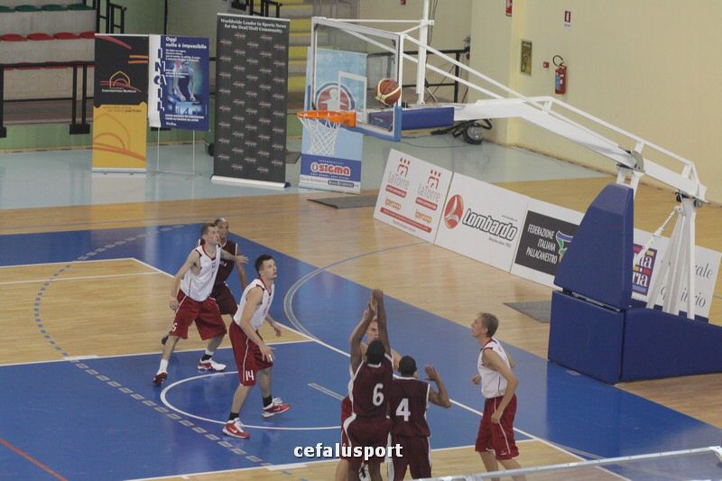 110919 basket 077_tn.jpg